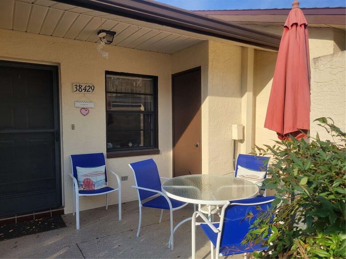 38429 Cottonwood Pl Unit 38429, Zephyrhills, FL 33542 Condo for Rent