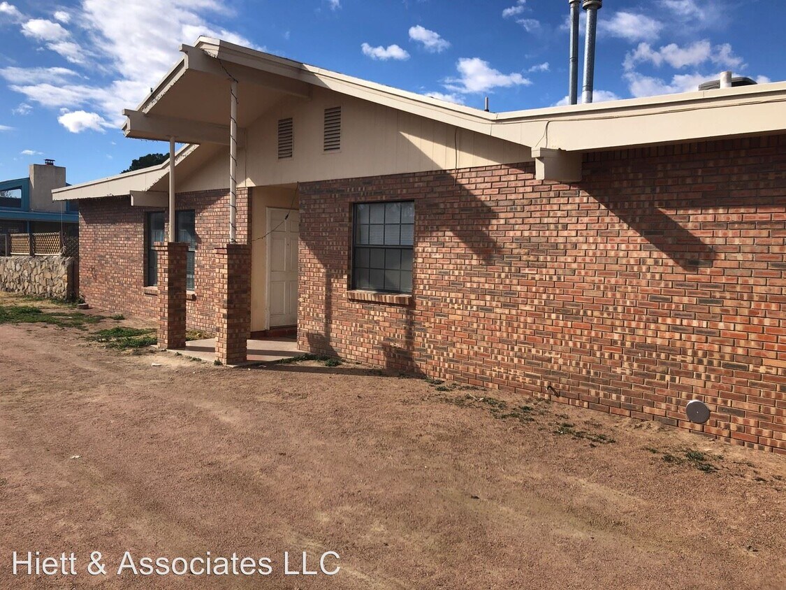 5520 Oakbriar Cir, El Paso, TX 79932 Room for Rent in El Paso, TX