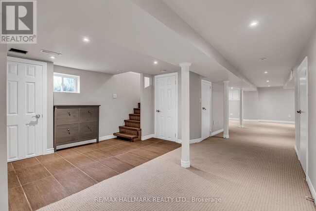 Building Photo - 450 Cosburn Ave.