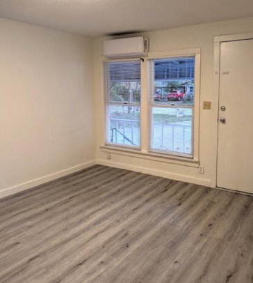 Foto del edificio - 214 W Marion St