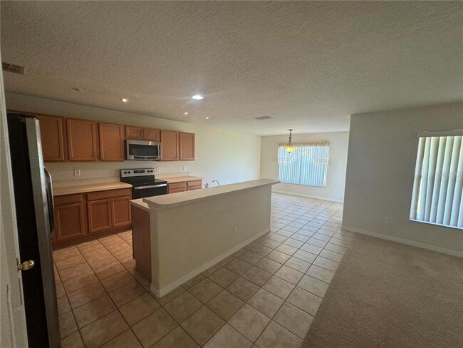 Building Photo - 343 Country Cottage Ln