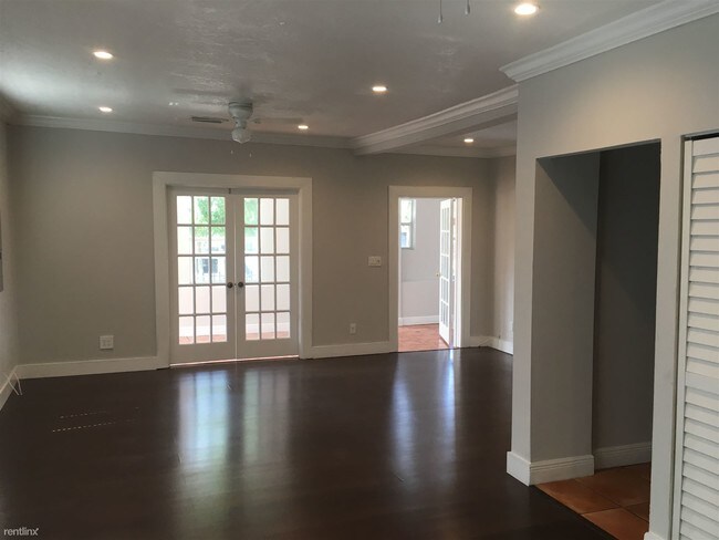 Building Photo - 3 br, 2 bath  - 144 NW 44th St