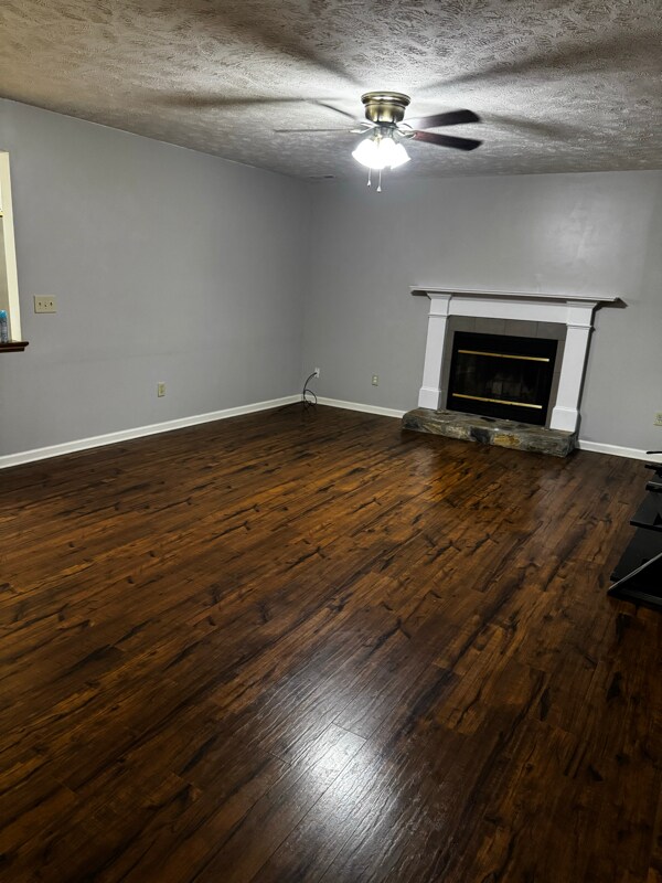 Foto del edificio - 366 Woodberry Cir