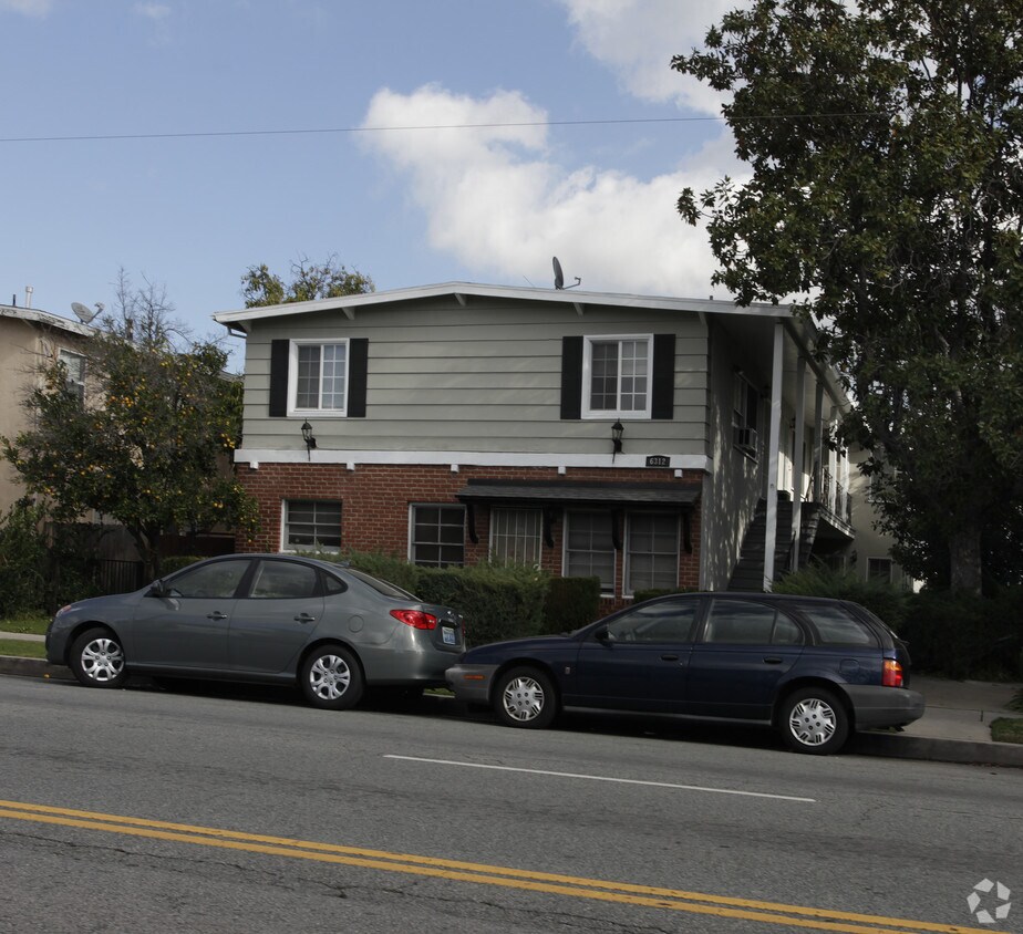 Building Photo - 6312 Coldwater Canyon Ave