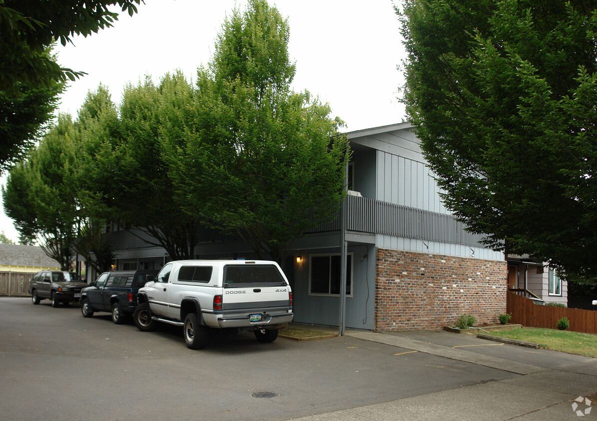 Building Photo - Spring Vista Apartments