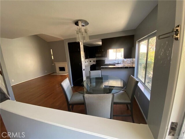 Foto del edificio - 331 E Cottonwood St