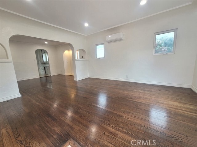 Foto del edificio - 628 Harding Dr