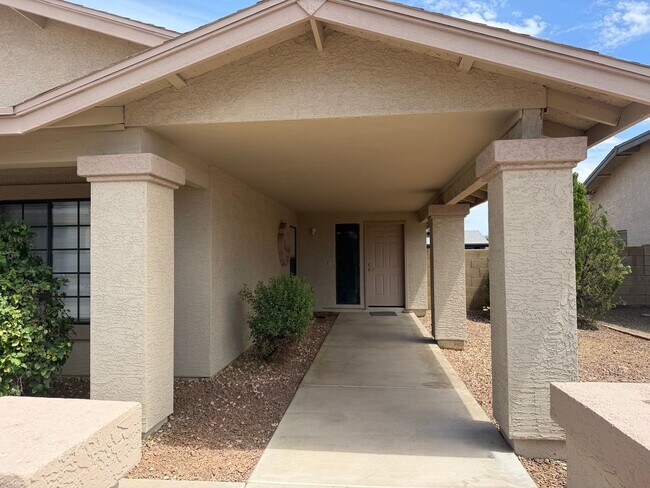 Building Photo - Fully Remodeled Glendale Home with NO HOA