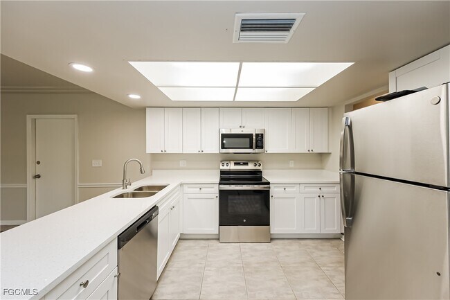 Foto del edificio - 14126 Caribbean Blvd