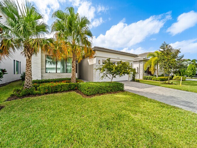 Foto del edificio - 17345 Sea Blossom Way