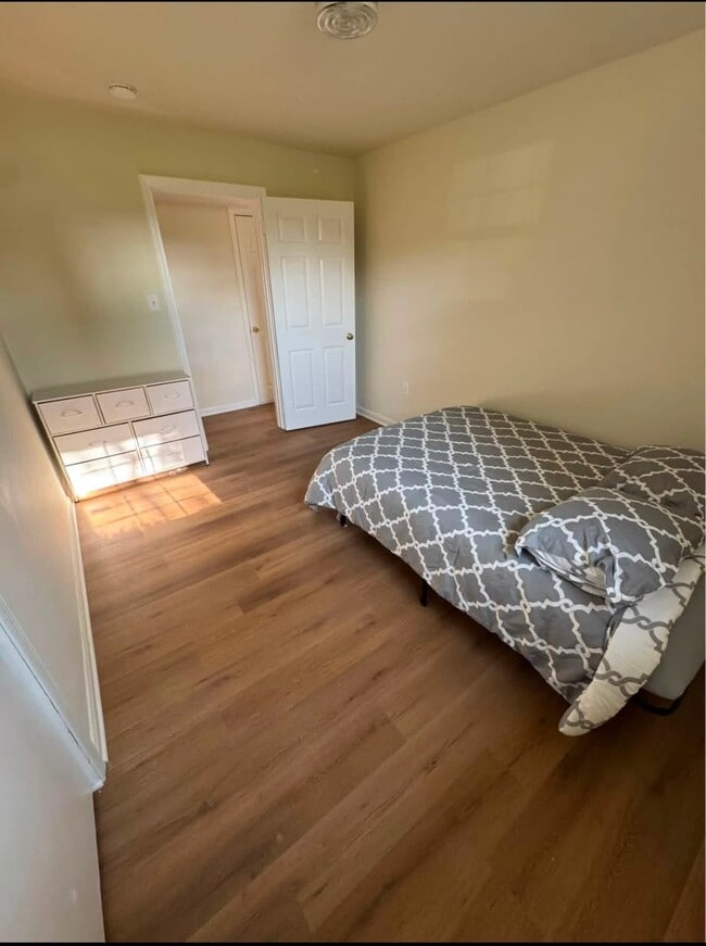 Photo - 2014 Ritchie Rd (District Heights, MD) Townhome