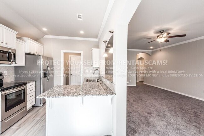 Foto del edificio - 1121 Gardenia St