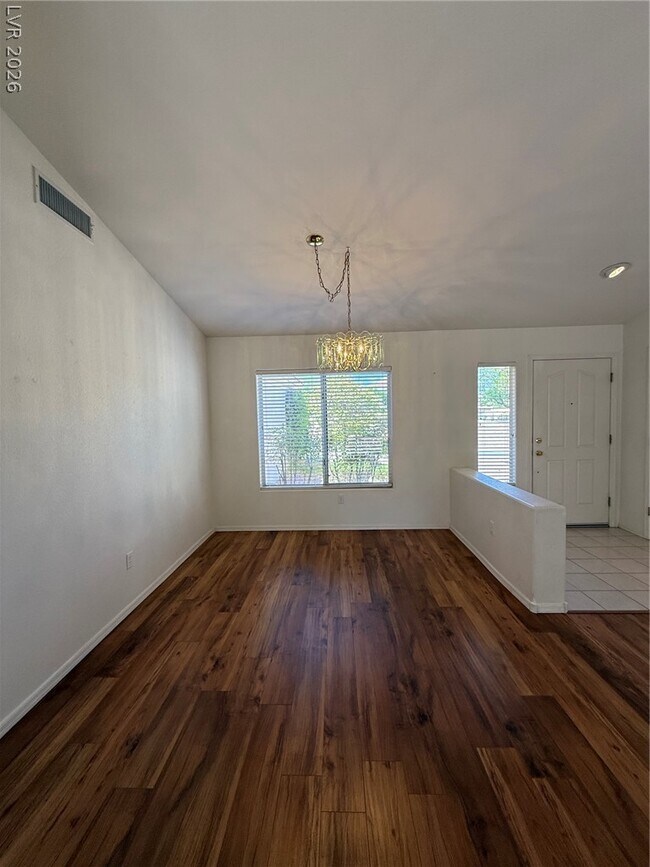 Foto del edificio - 10905 Mill Cove Ave