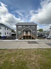 Building Photo - 15 Sybaris St