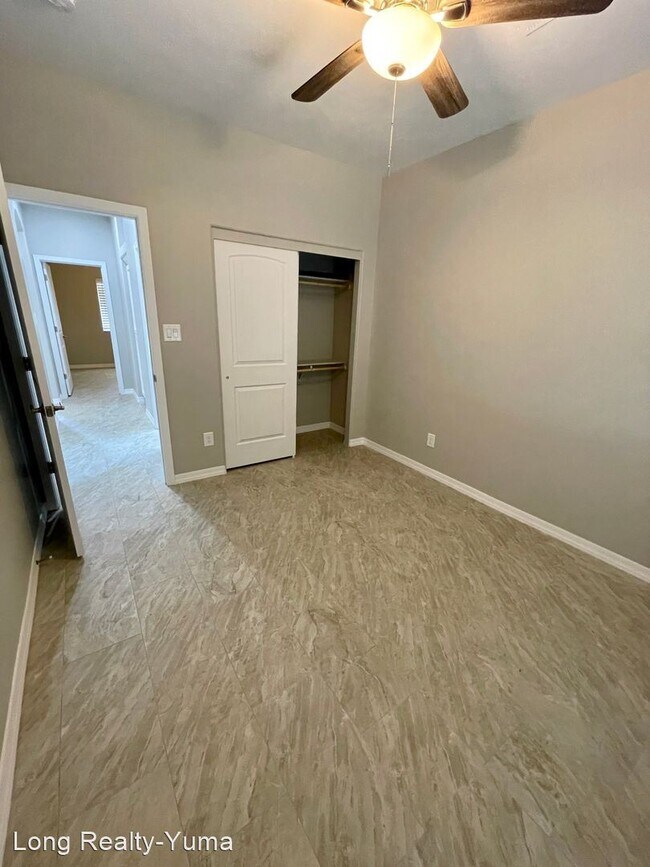 Foto del edificio - 3 br, 2 bath House - 9623 E. 36th Ln