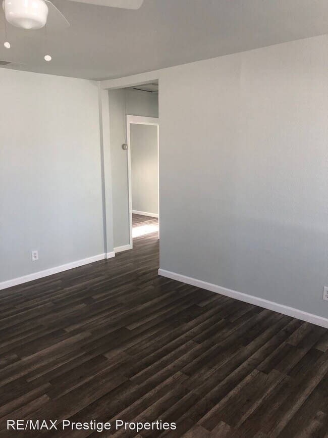 Building Photo - 2 br, 1 bath House - 430 Beale Street Unit B