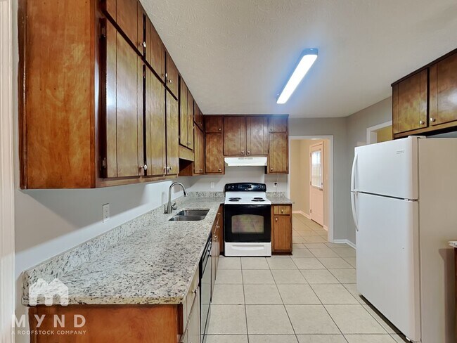 Building Photo - 314 Laurel Ln