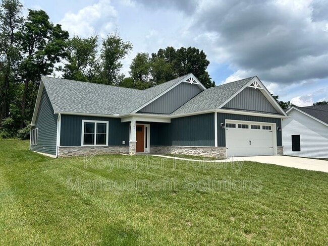 Building Photo - 185 Lindburgh Dr