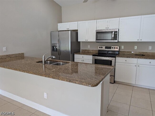 Foto del edificio - 4407 SW 8th Ct