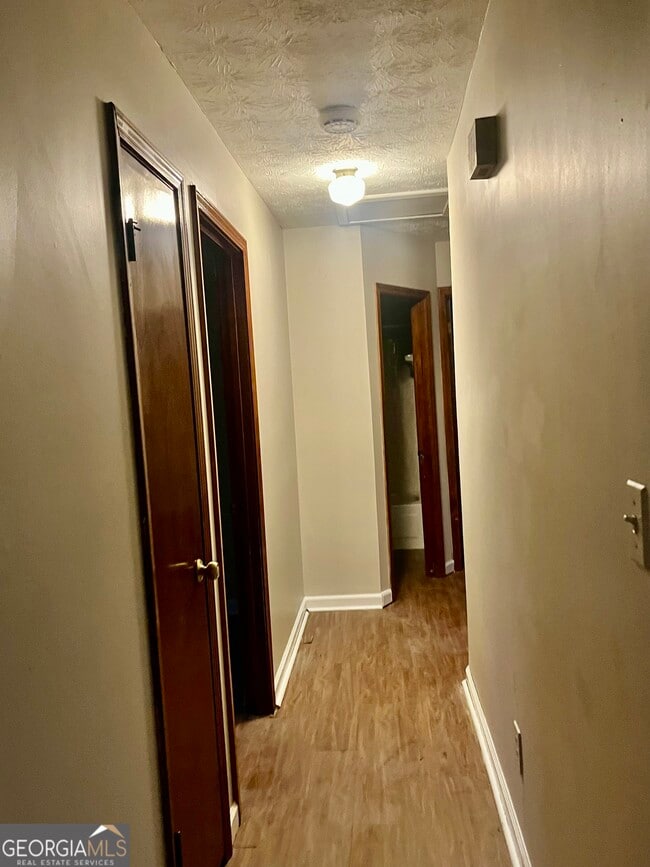 Foto del edificio - 566 Brookfield Way