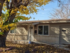 Building Photo - 1703 Park Ave