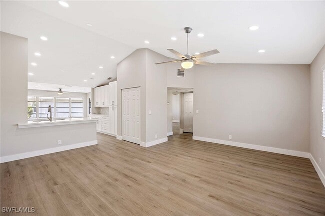 Building Photo - 707 Neapolitan Way