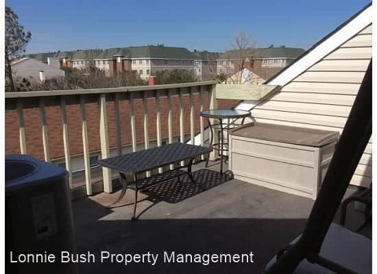 Building Photo - 3 br, 3 bath House - 2300 Merry Oaks Court
