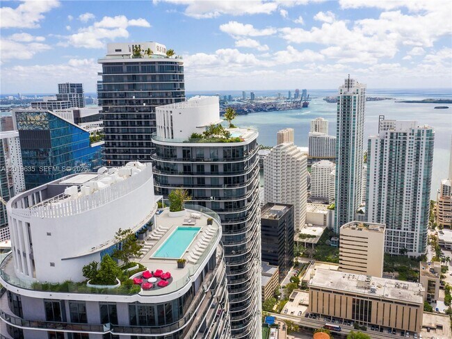 Foto del edificio - 55 SW 9th St