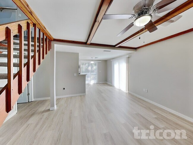 Foto del edificio - 2852 Nassau St