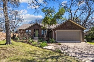 Building Photo - 4015 Cherrywood Rd