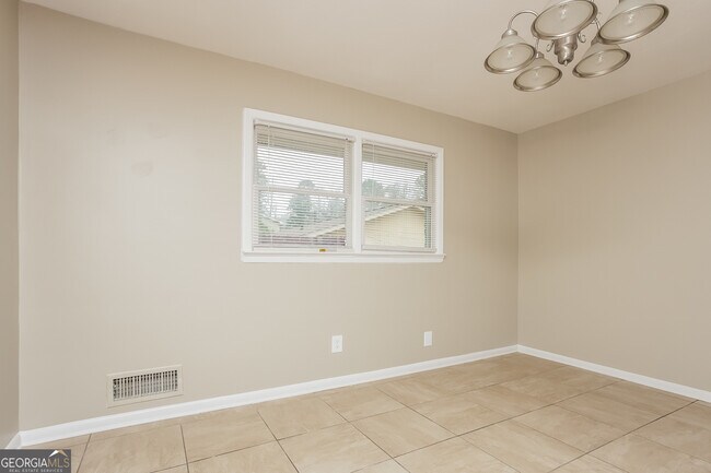 Building Photo - 3578 Heritage Valley Rd SW