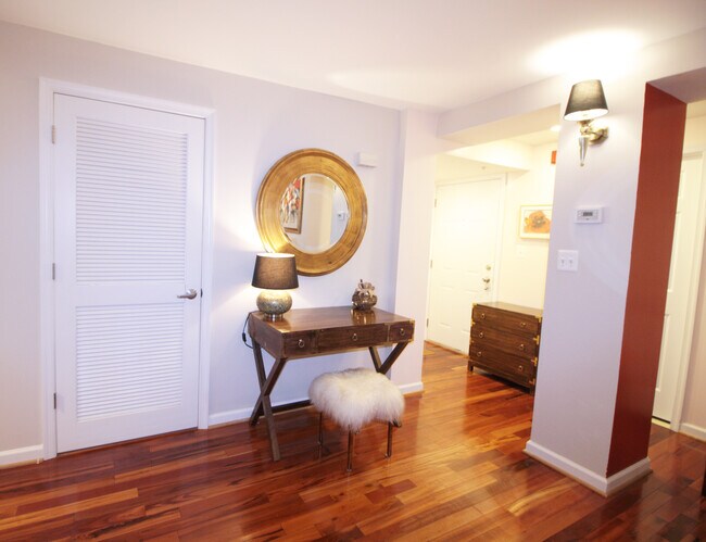 Step in laundry / utility closet - 2627 Adams Mill Rd NW