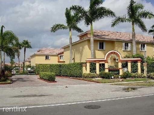3 br, 2.5 bath - 8220 NW 10th St Apt 8 - 3 br, 2.5 bath  - 8220 NW 10th St Apt 8