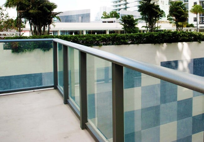 Foto del edificio - 11 NE 6th St