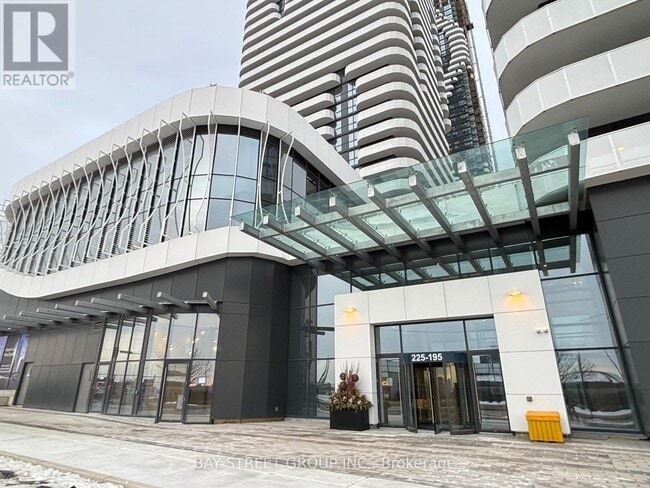 Building Photo - 195 Commerce St