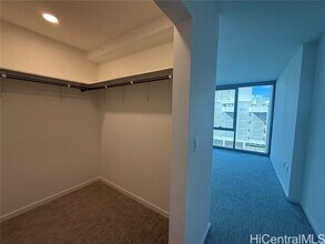 Building Photo - 629 Ke’eaumoku St