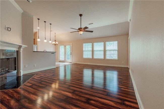 Foto del edificio - 2657 N Brush Creek Dr