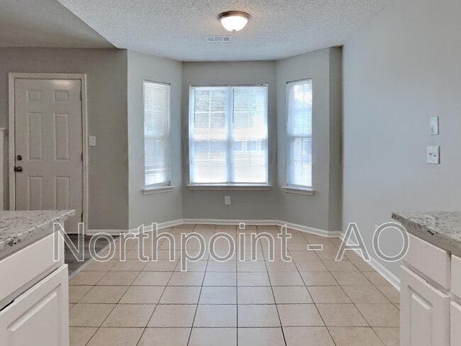 Building Photo - 4694 Heath Ter