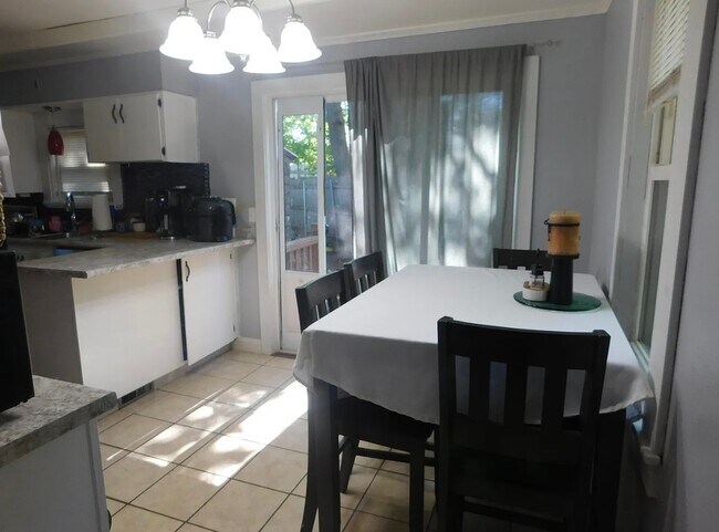 Foto del edificio - 670 Hammond St