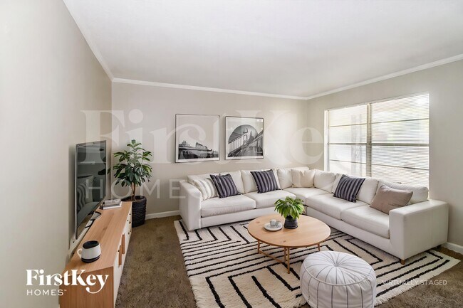 Foto del edificio - 1620 Hester Rd