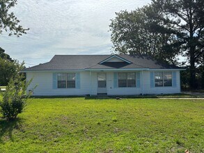 Building Photo - 1006 Ridgeland Dr