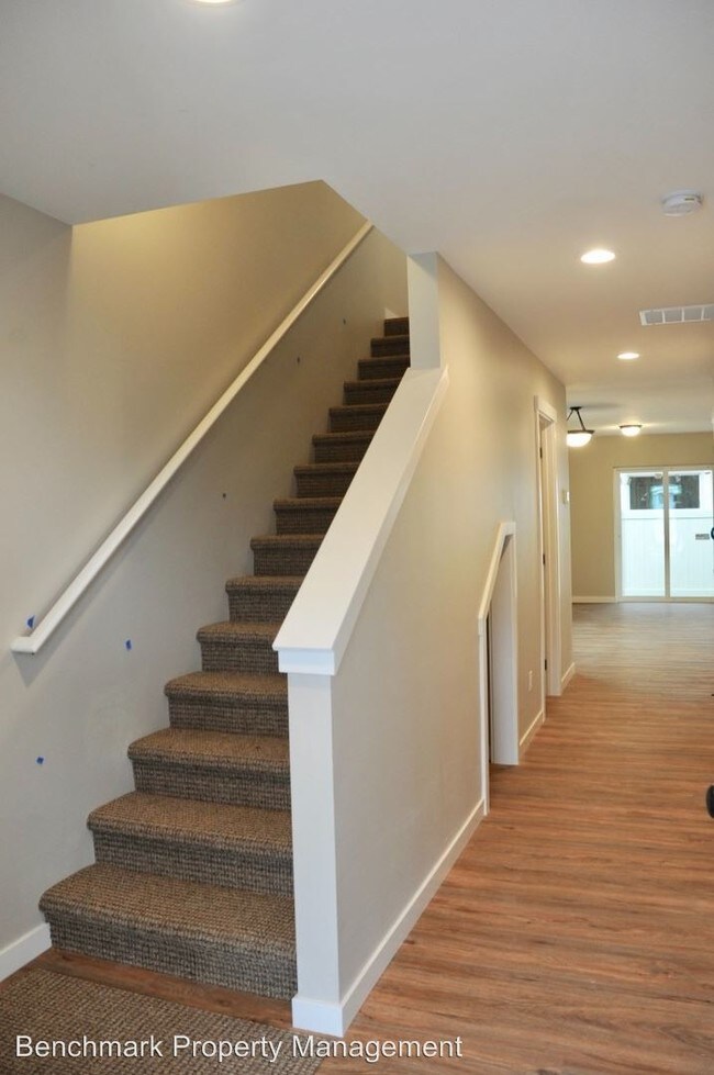 Building Photo - 3 br, 2.5 bath House - 2844 N. Carriage Court