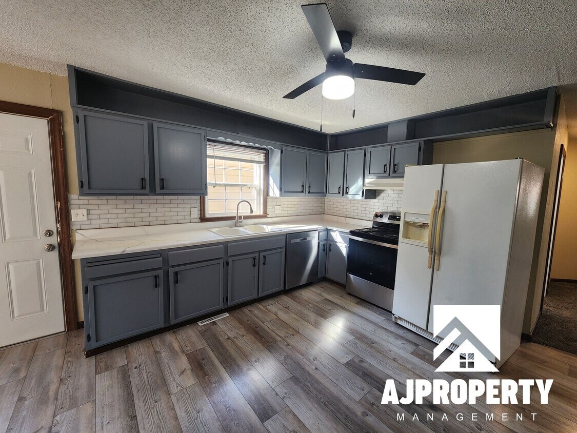 Foto principal - 1013 S Sherman Ave