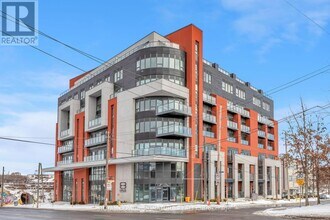 Building Photo - 2433 Dufferin St