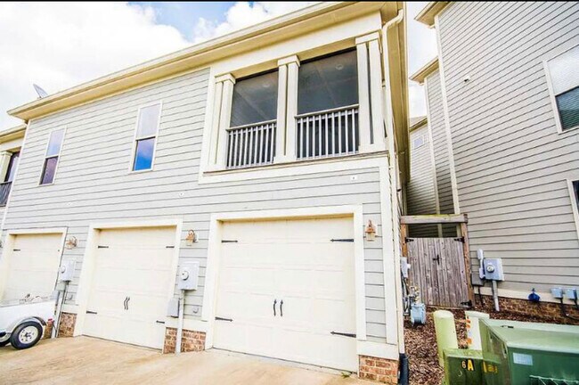 Foto del edificio - 739 Boston Park Dr