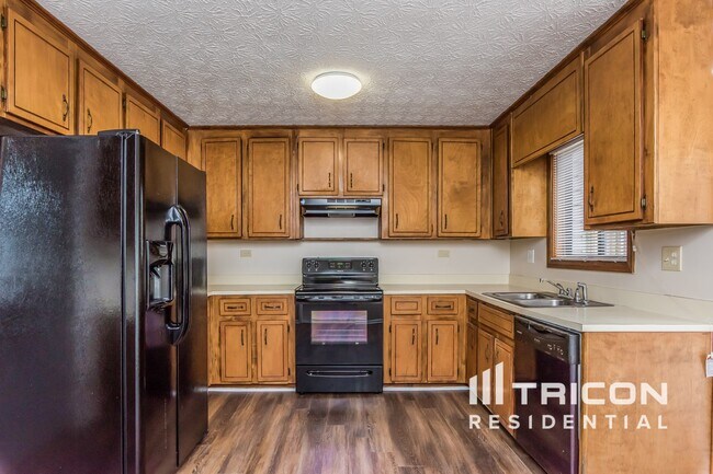 Building Photo - 2236 Blenheim Ct