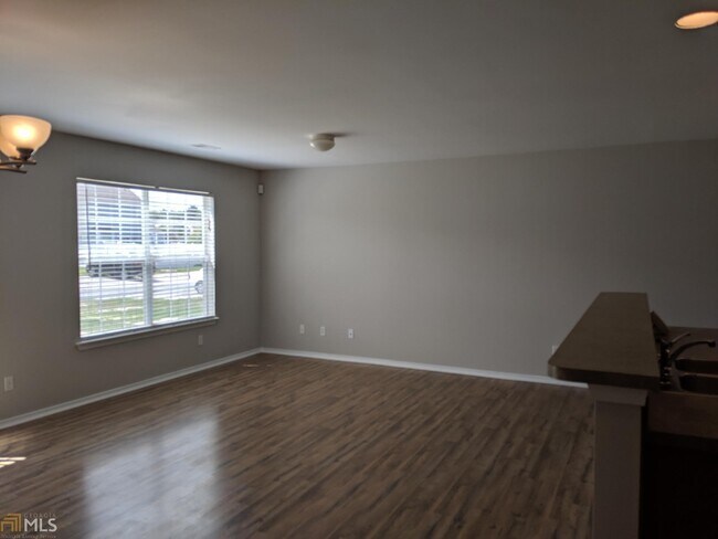Building Photo - 119 Fairgreen St