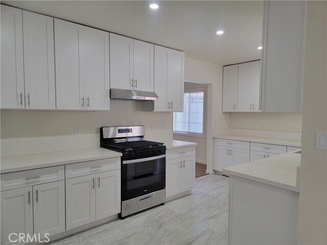 Foto del edificio - 15118 S Eriel Ave
