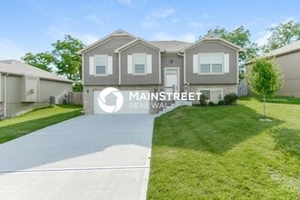 Building Photo - 801 Emerson Dr