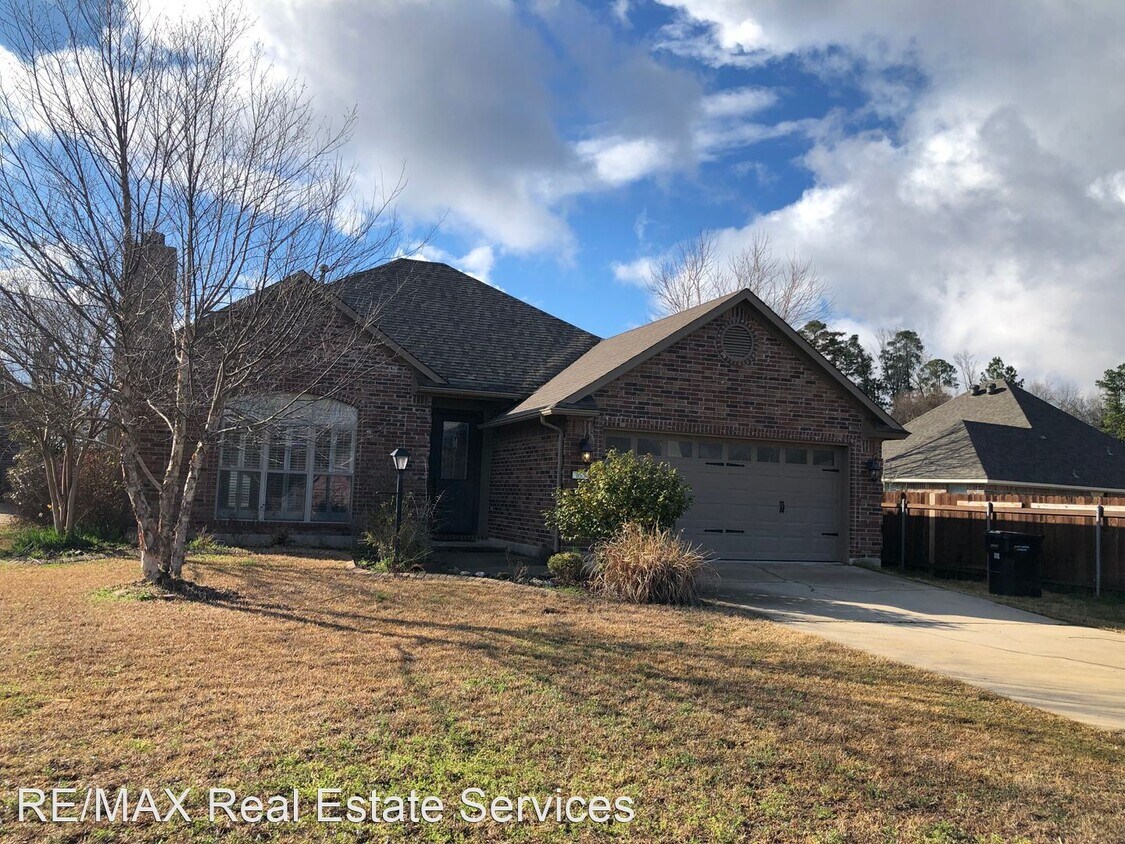 3 br, 2 bath House 695 Fox Nest House Rental in Haughton, LA